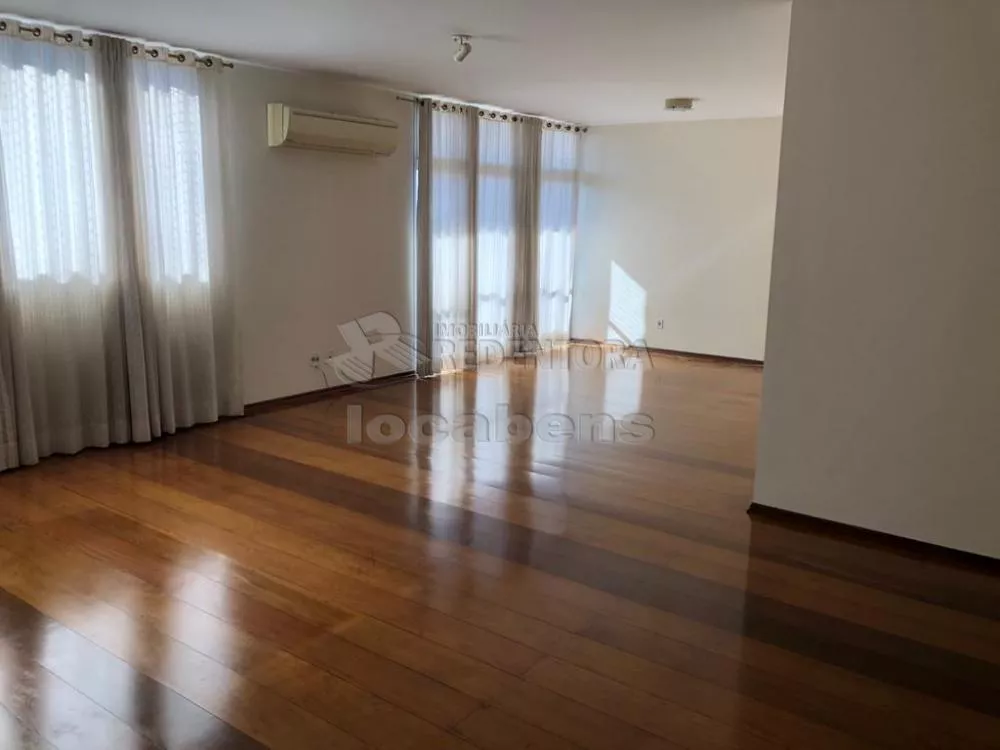 Apartamento à venda com 3 quartos, 192m² - Foto 1