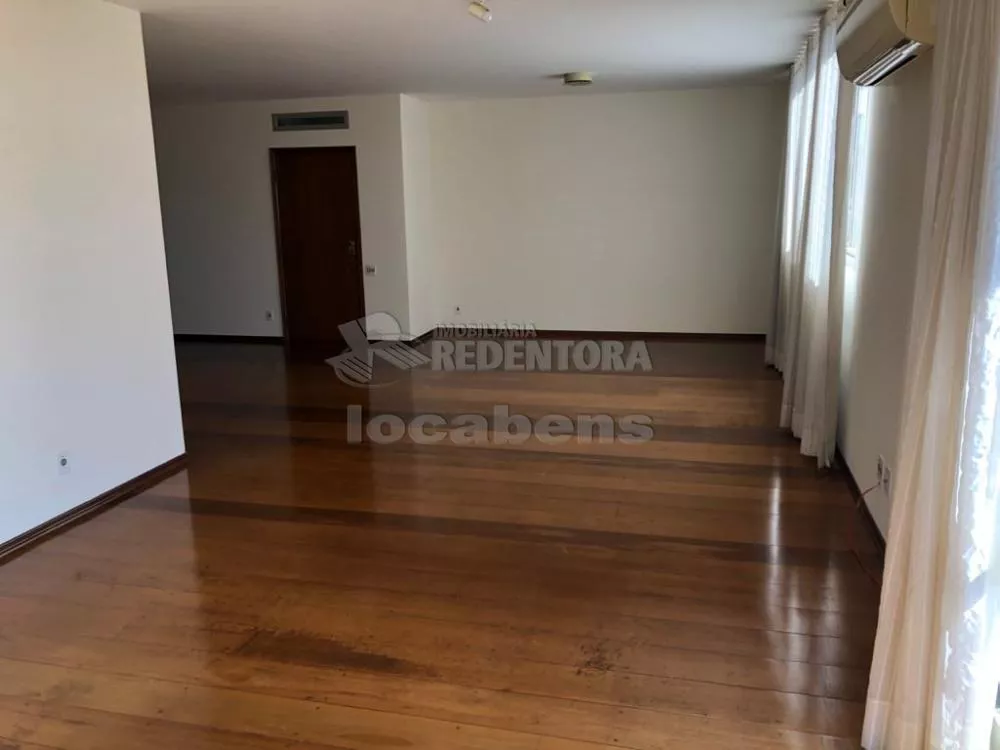 Apartamento à venda com 3 quartos, 192m² - Foto 4