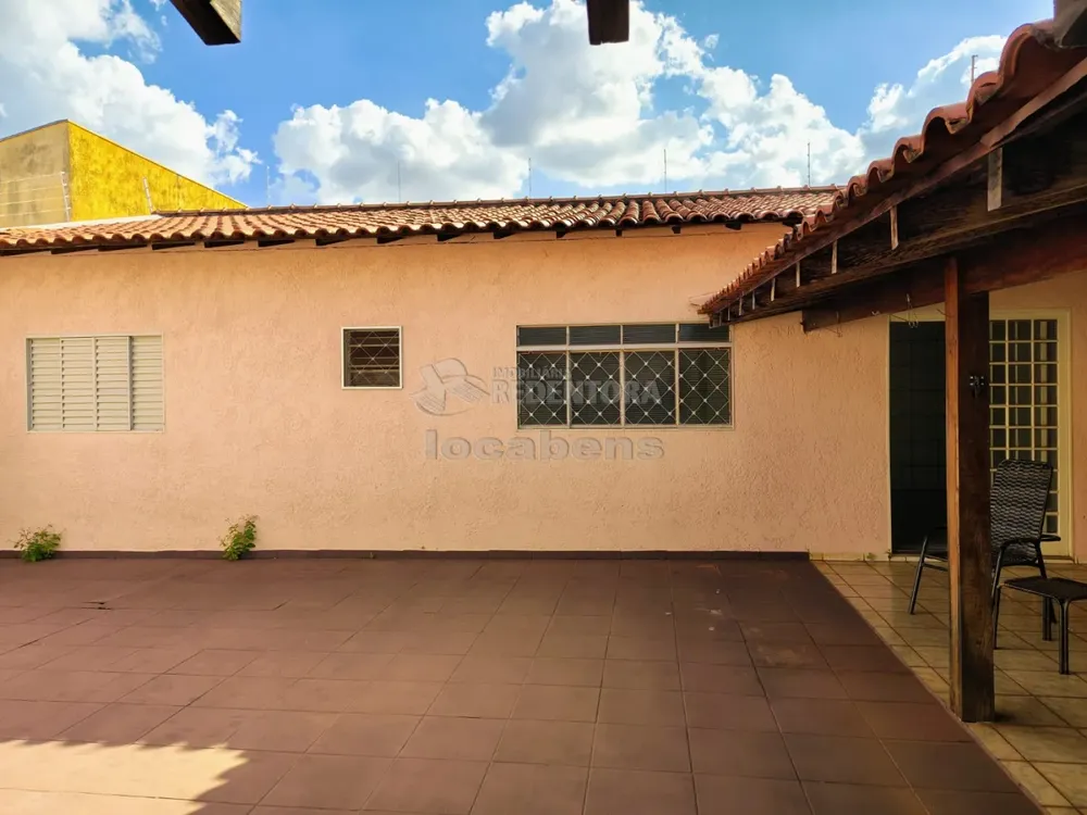 Casa, 4 quartos, 243 m² - Foto 2