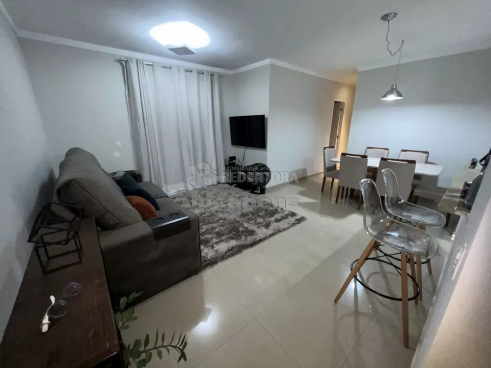 Apartamento à venda com 2 quartos, 68m² - Foto 2