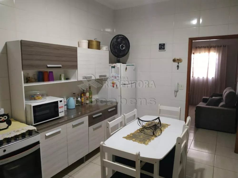 Casa à venda com 2 quartos, 80m² - Foto 4