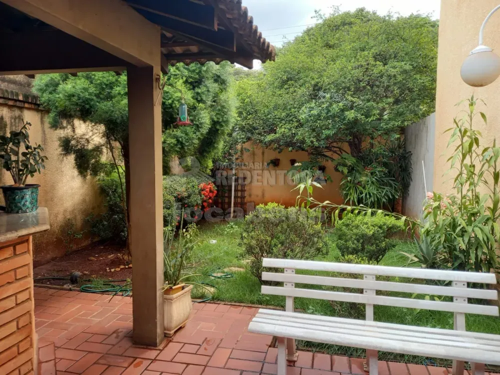 Sobrado, 4 quartos, 273 m² - Foto 1