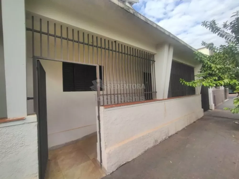 Casa para alugar com 3 quartos, 175m² - Foto 2