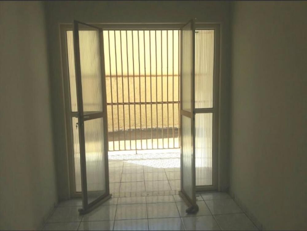 Apartamento à venda com 3 quartos, 118m² - Foto 1