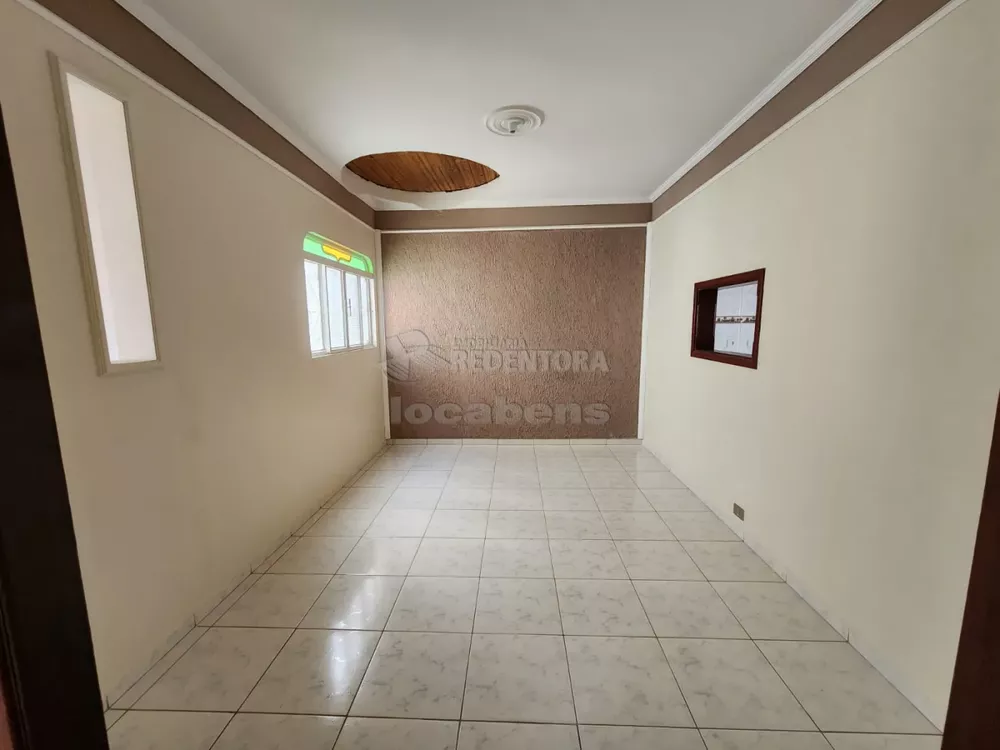 Casa à venda com 2 quartos, 220m² - Foto 3