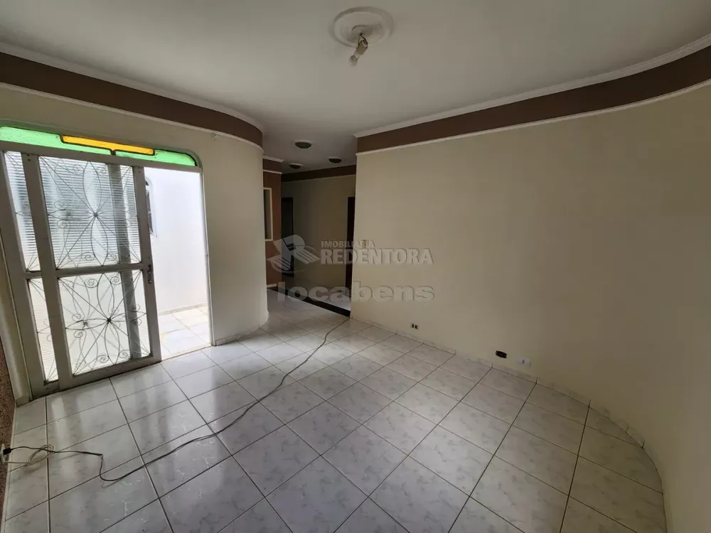 Casa à venda com 2 quartos, 220m² - Foto 1