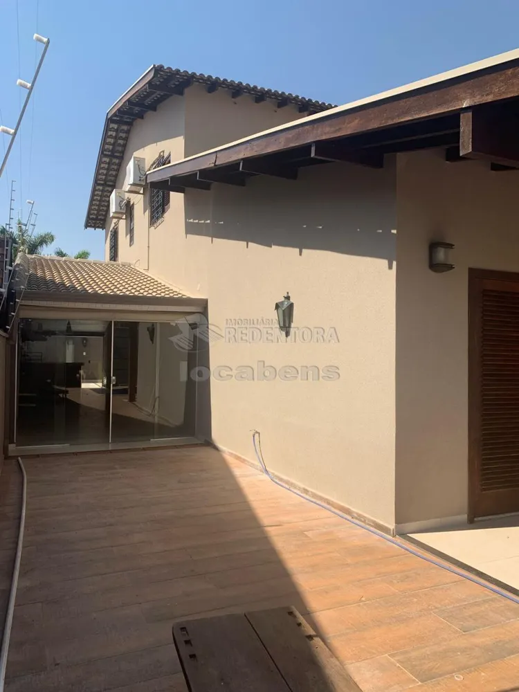 Casa, 4 quartos, 370 m² - Foto 1