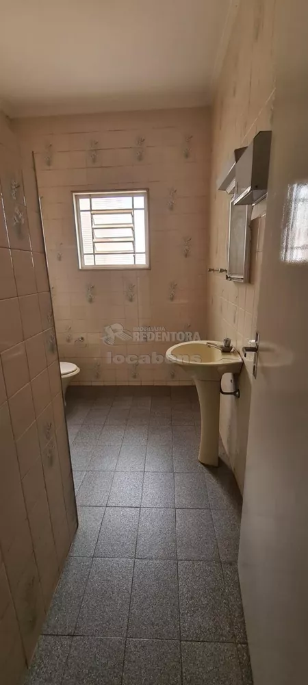 Prédio Inteiro para alugar com 3 quartos, 200m² - Foto 7