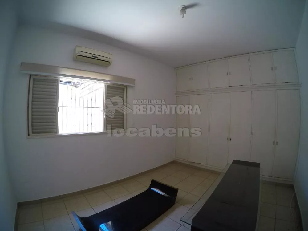 Prédio Inteiro para alugar com 3 quartos, 300m² - Foto 7