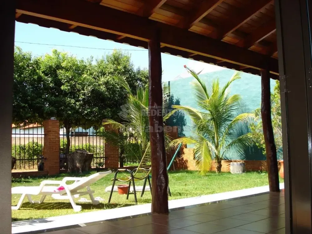 Chácara, 3 quartos, 1020 m² - Foto 2