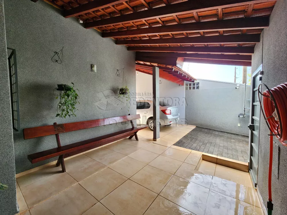 Casa à venda com 2 quartos, 146m² - Foto 2