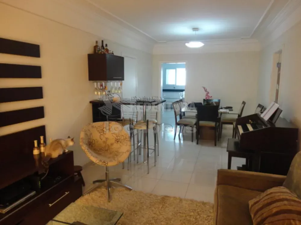 Apartamento à venda com 3 quartos, 110m² - Foto 2