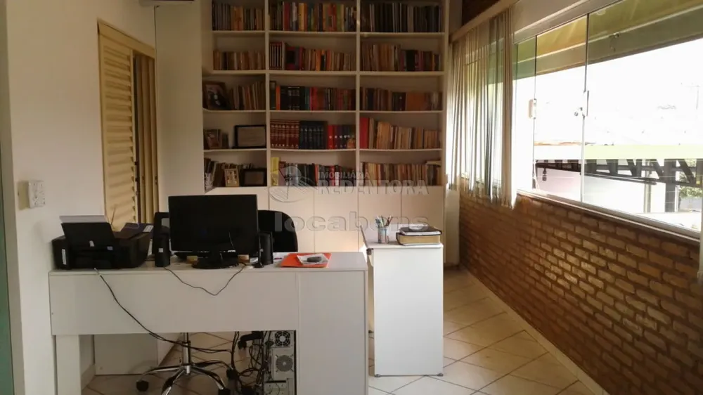 Sobrado, 3 quartos, 273 m² - Foto 2