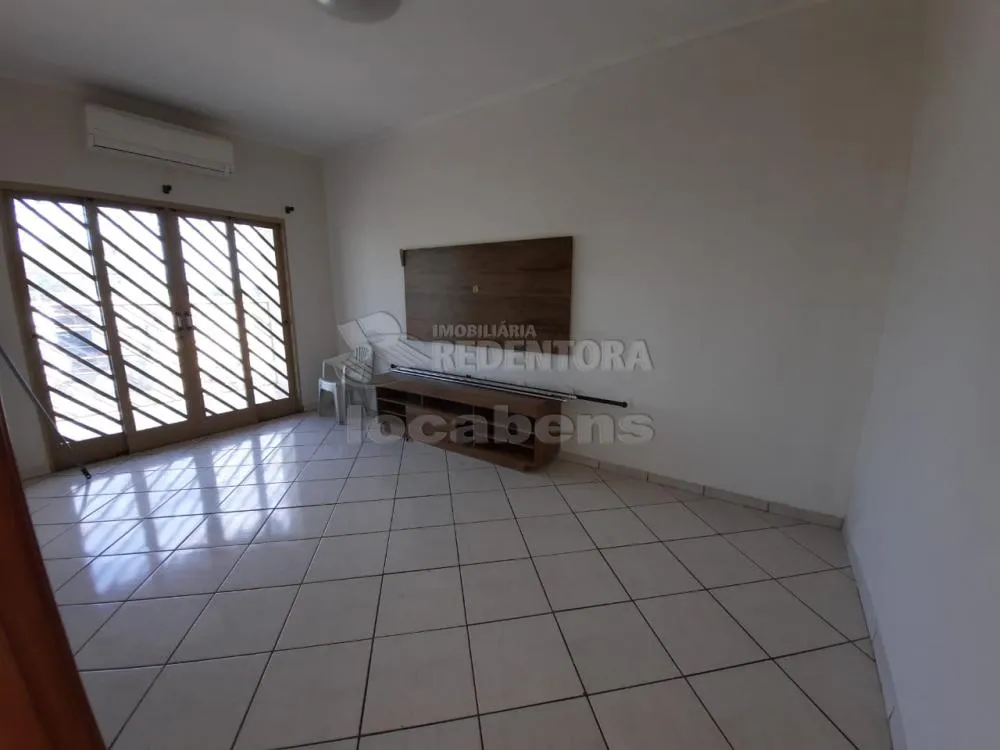 Sobrado, 3 quartos, 305 m² - Foto 2