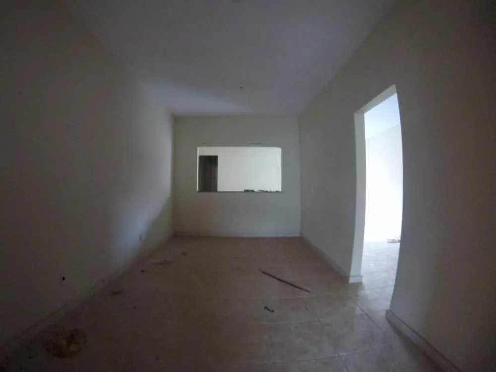 Casa à venda com 3 quartos, 200m² - Foto 5