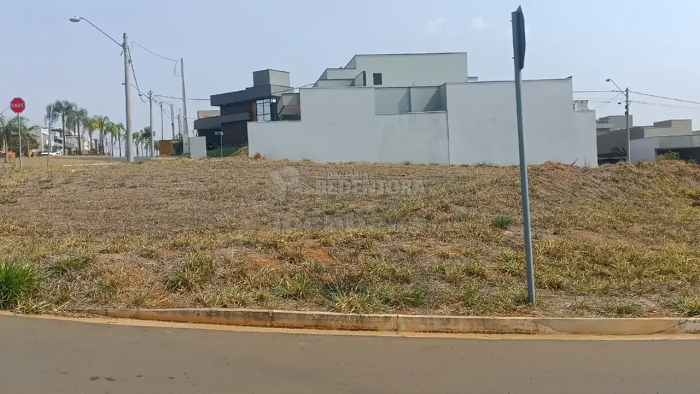 Terreno, 302 m² - Foto 1