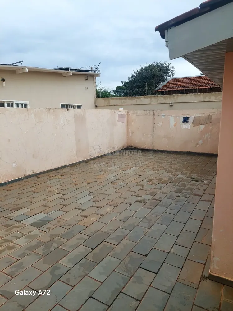 Casa, 4 quartos, 147 m² - Foto 1