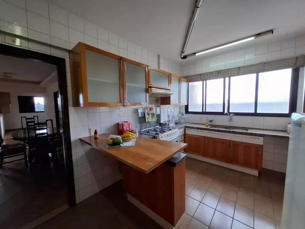 Apartamento para alugar com 2 quartos, 124m² - Foto 7