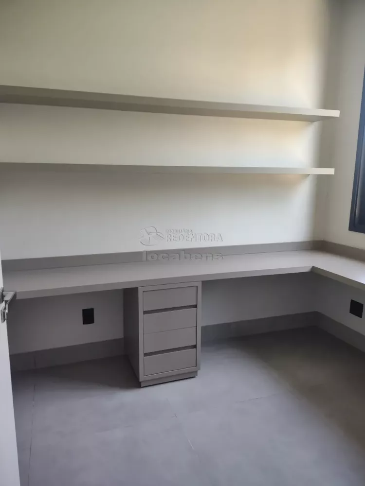 Casa de Condomínio à venda com 3 quartos, 220m² - Foto 1