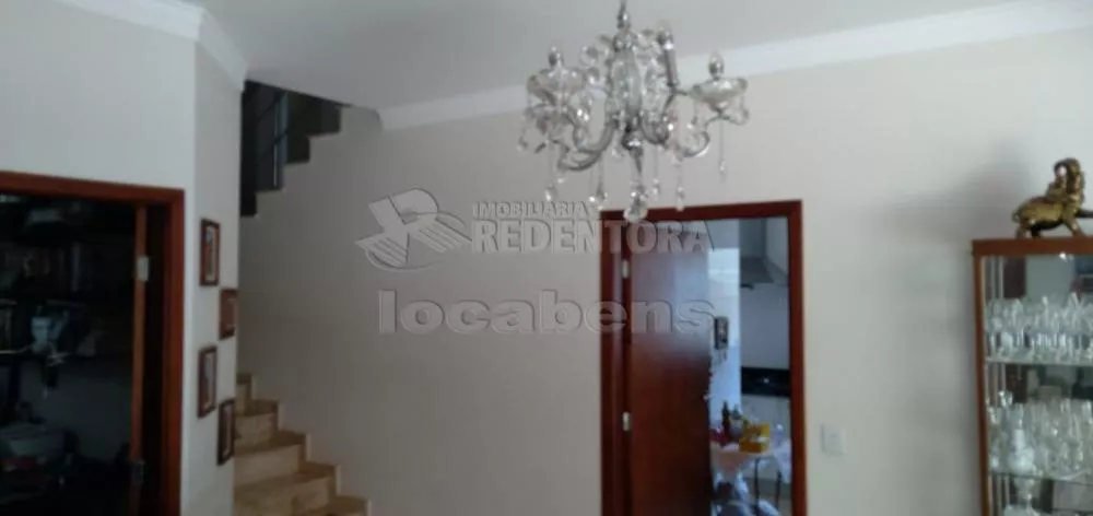 Sobrado à venda com 5 quartos, 380m² - Foto 2