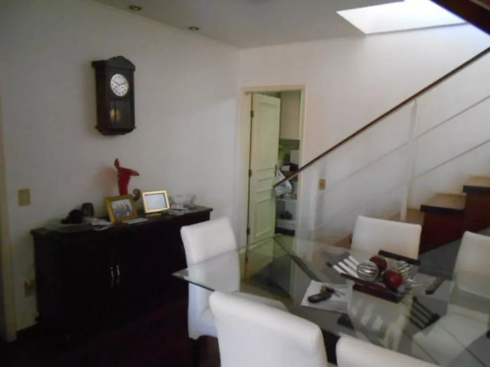 Apartamento à venda com 3 quartos, 264m² - Foto 1