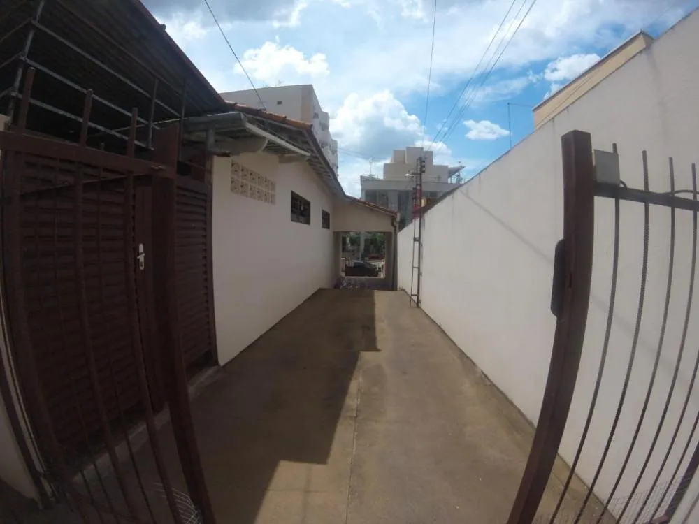 Casa, 3 quartos, 309 m² - Foto 1