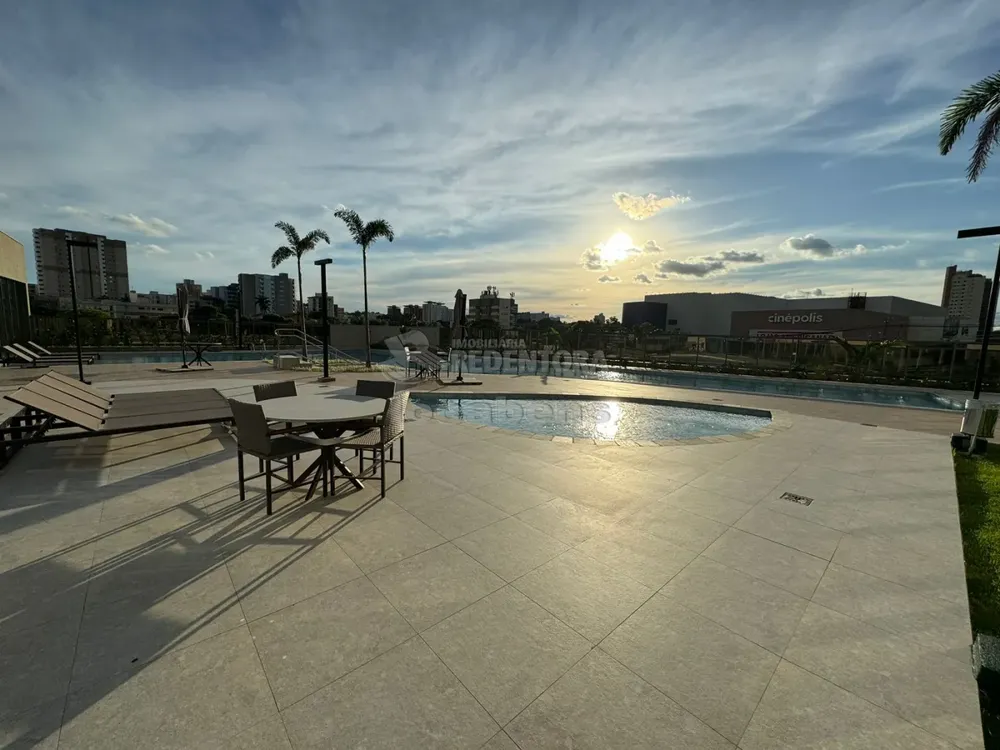 Apartamento, 3 quartos, 197 m² - Foto 2