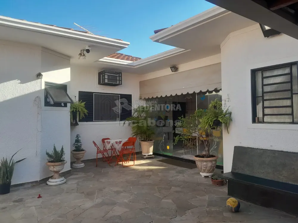 Casa, 3 quartos, 268 m² - Foto 1