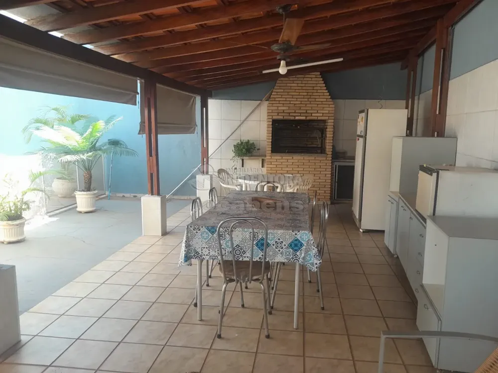 Sobrado, 3 quartos, 199 m² - Foto 2