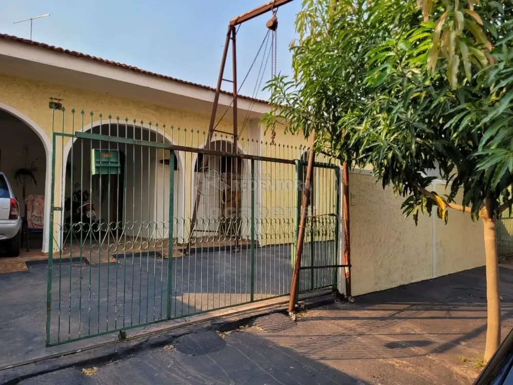 Casa, 3 quartos, 230 m² - Foto 2