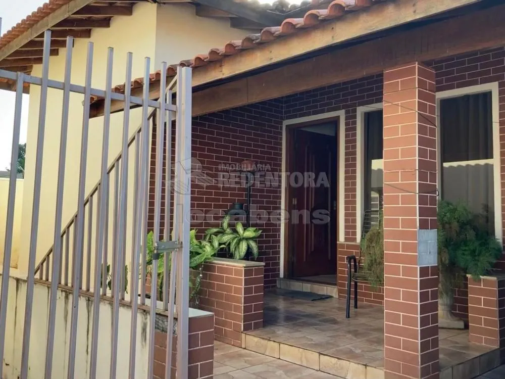 Casa, 3 quartos, 232 m² - Foto 1