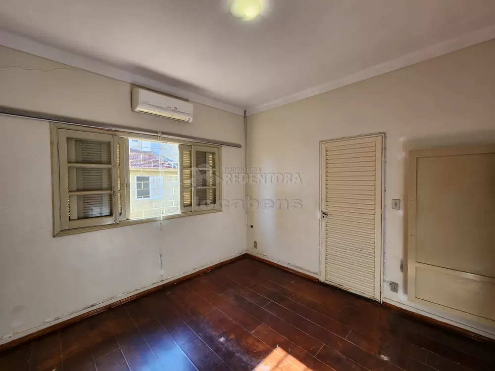 Casa para alugar com 4 quartos, 140m² - Foto 15