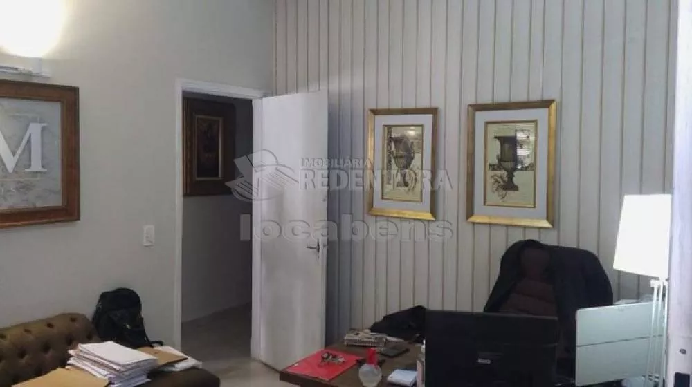 Casa à venda com 4 quartos, 250m² - Foto 3