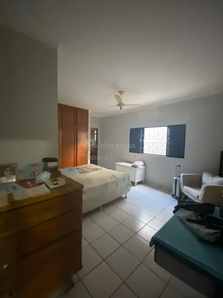 Casa à venda com 3 quartos, 400m² - Foto 2