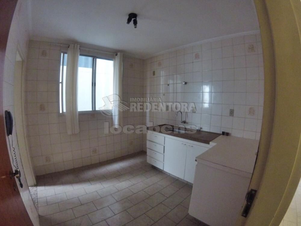 Apartamento à venda com 3 quartos, 85m² - Foto 4