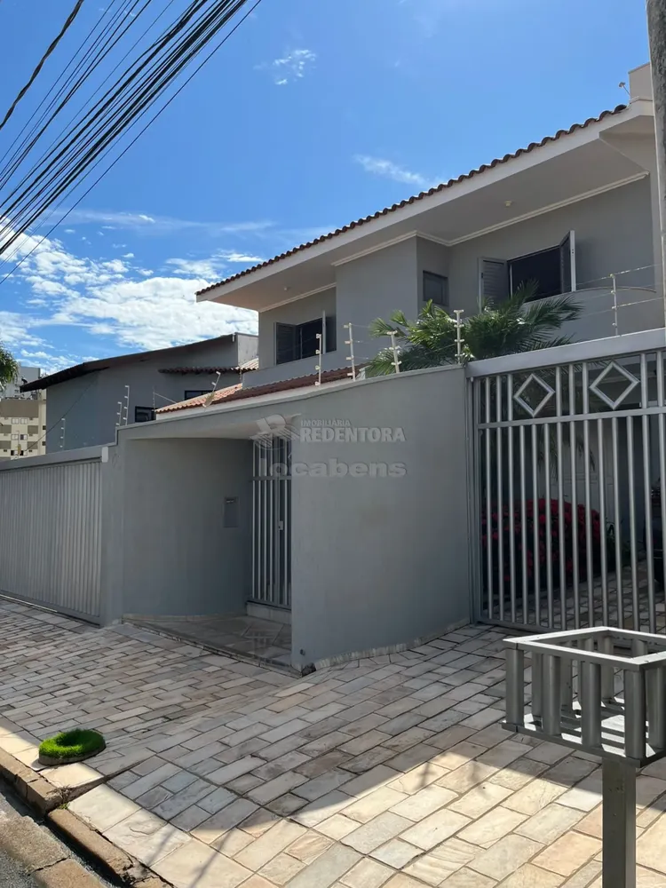 Casa, 4 quartos, 453 m² - Foto 1