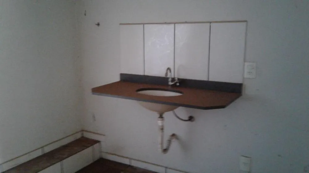 Casa, 1 quarto, 178 m² - Foto 6