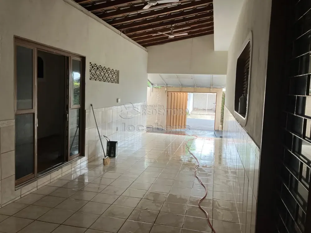Casa, 5 quartos, 139 m² - Foto 2