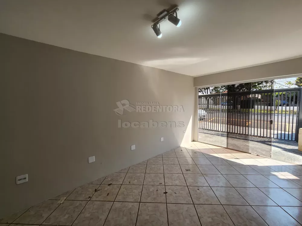 Casa para alugar com 3 quartos, 230m² - Foto 3