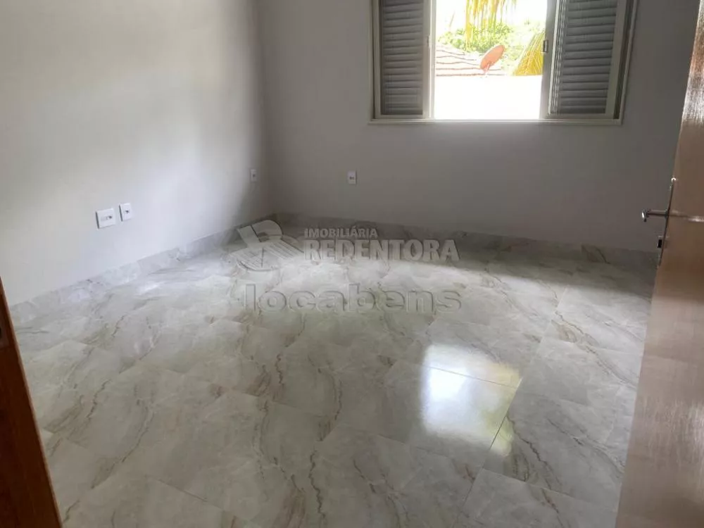 Casa à venda com 4 quartos, 284m² - Foto 4