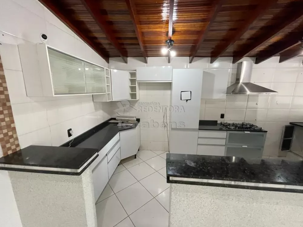 Casa à venda com 3 quartos, 175m² - Foto 4