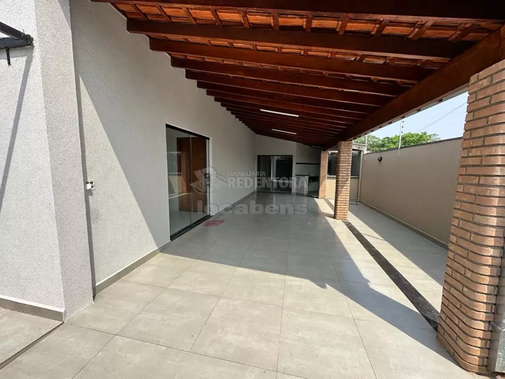 Casa à venda com 3 quartos, 175m² - Foto 2