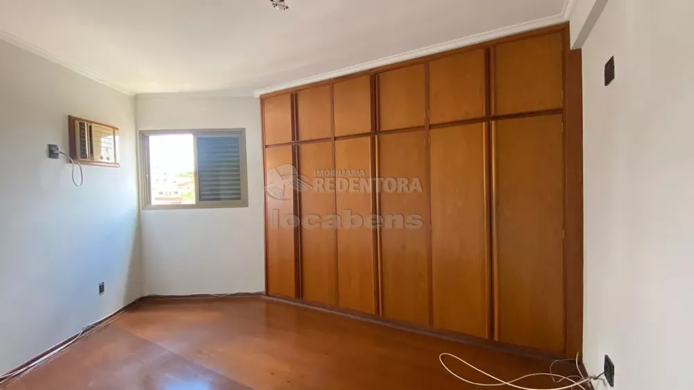 Apartamento para alugar com 3 quartos, 214m² - Foto 6