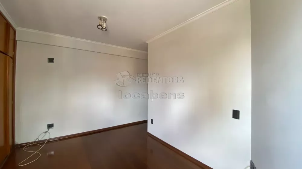 Apartamento para alugar com 3 quartos, 214m² - Foto 7