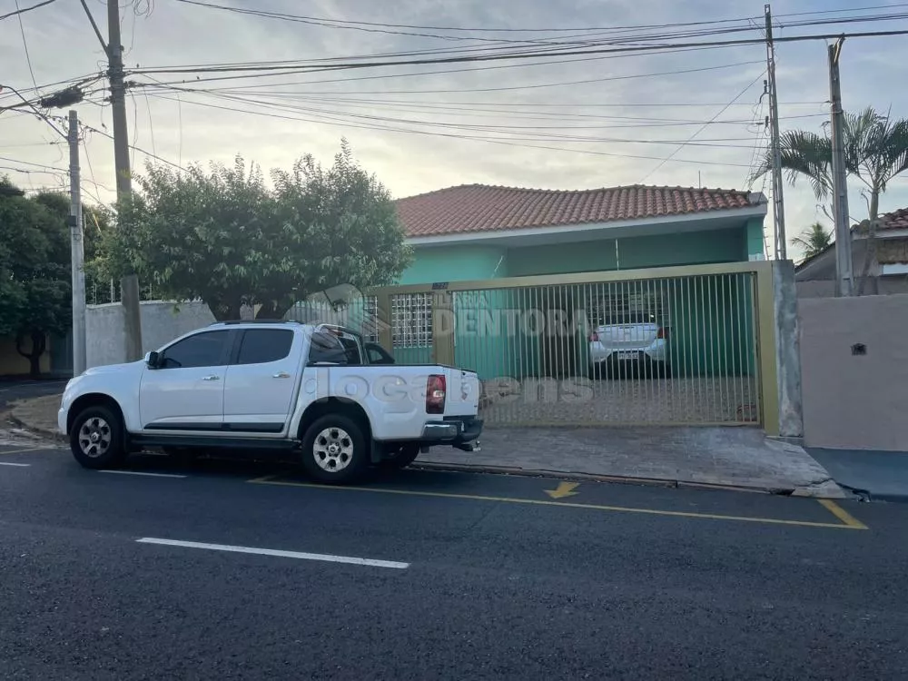 Prédio Inteiro à venda com 4 quartos, 180m² - Foto 2