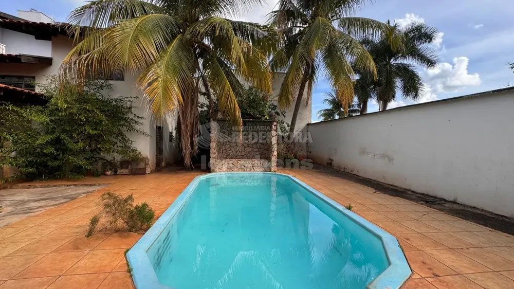 Sobrado, 5 quartos, 592 m² - Foto 1