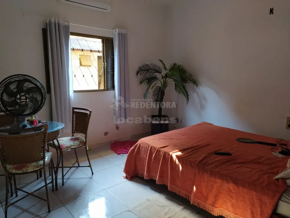 Casa, 3 quartos, 217 m² - Foto 1