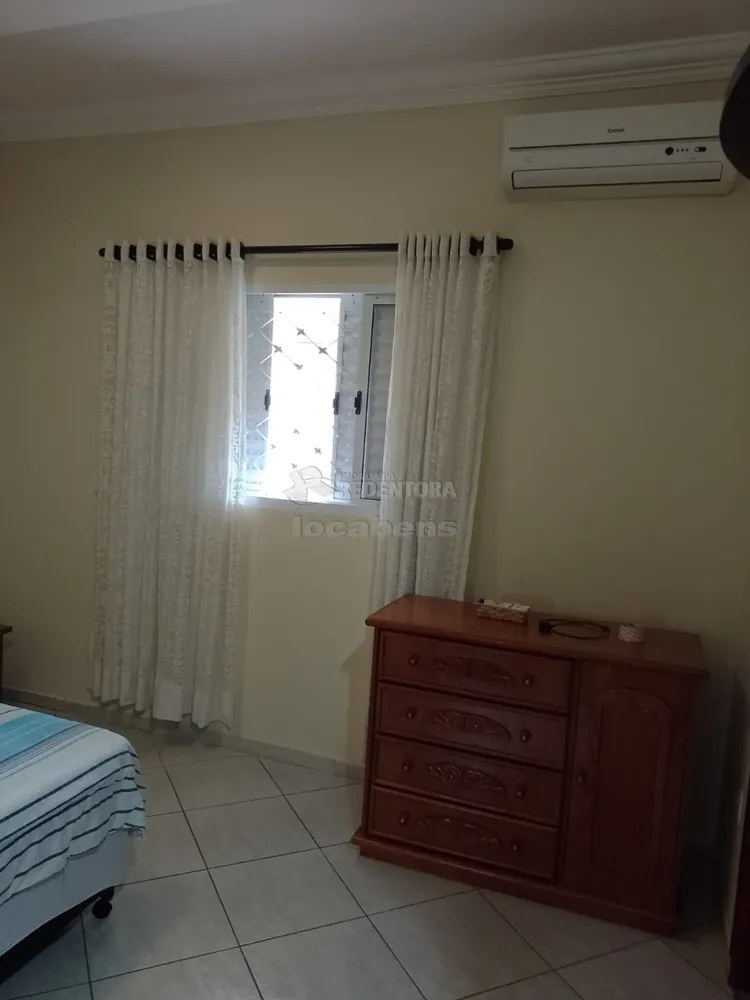 Casa, 3 quartos, 238 m² - Foto 2