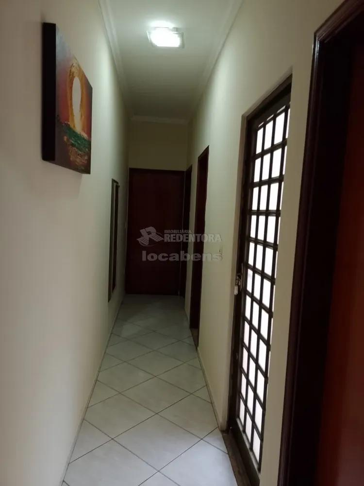Casa, 3 quartos, 238 m² - Foto 1