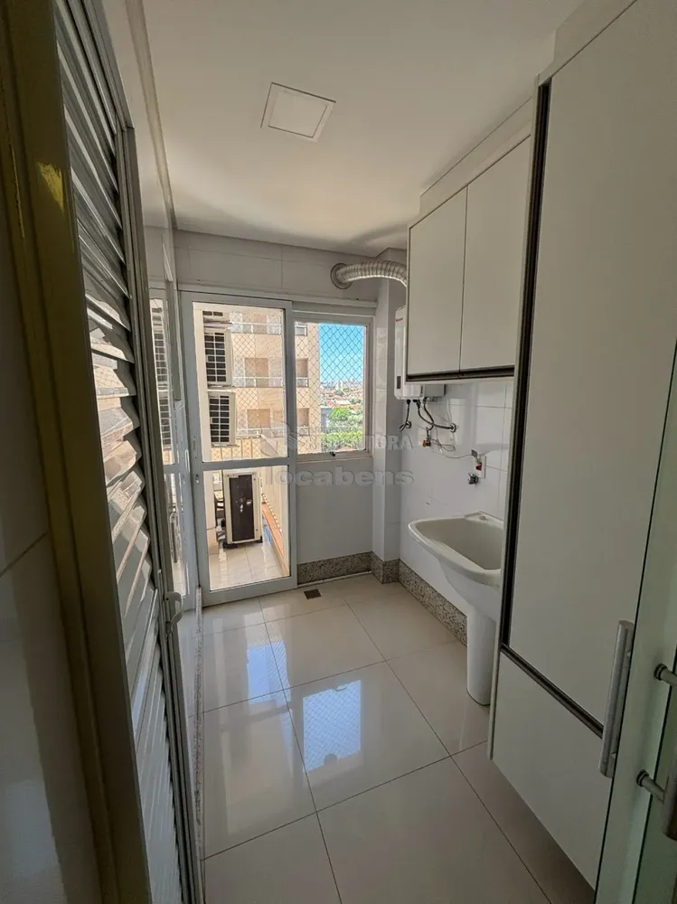 Apartamento, 3 quartos, 136 m² - Foto 2